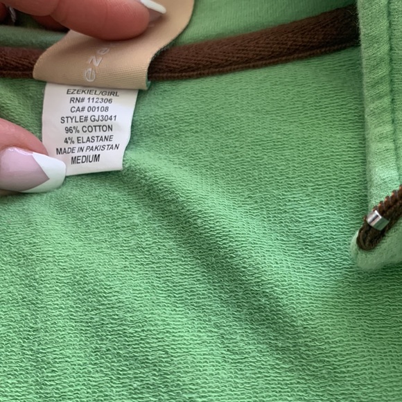 Logo Sweatshirt - Picture 11 of 16